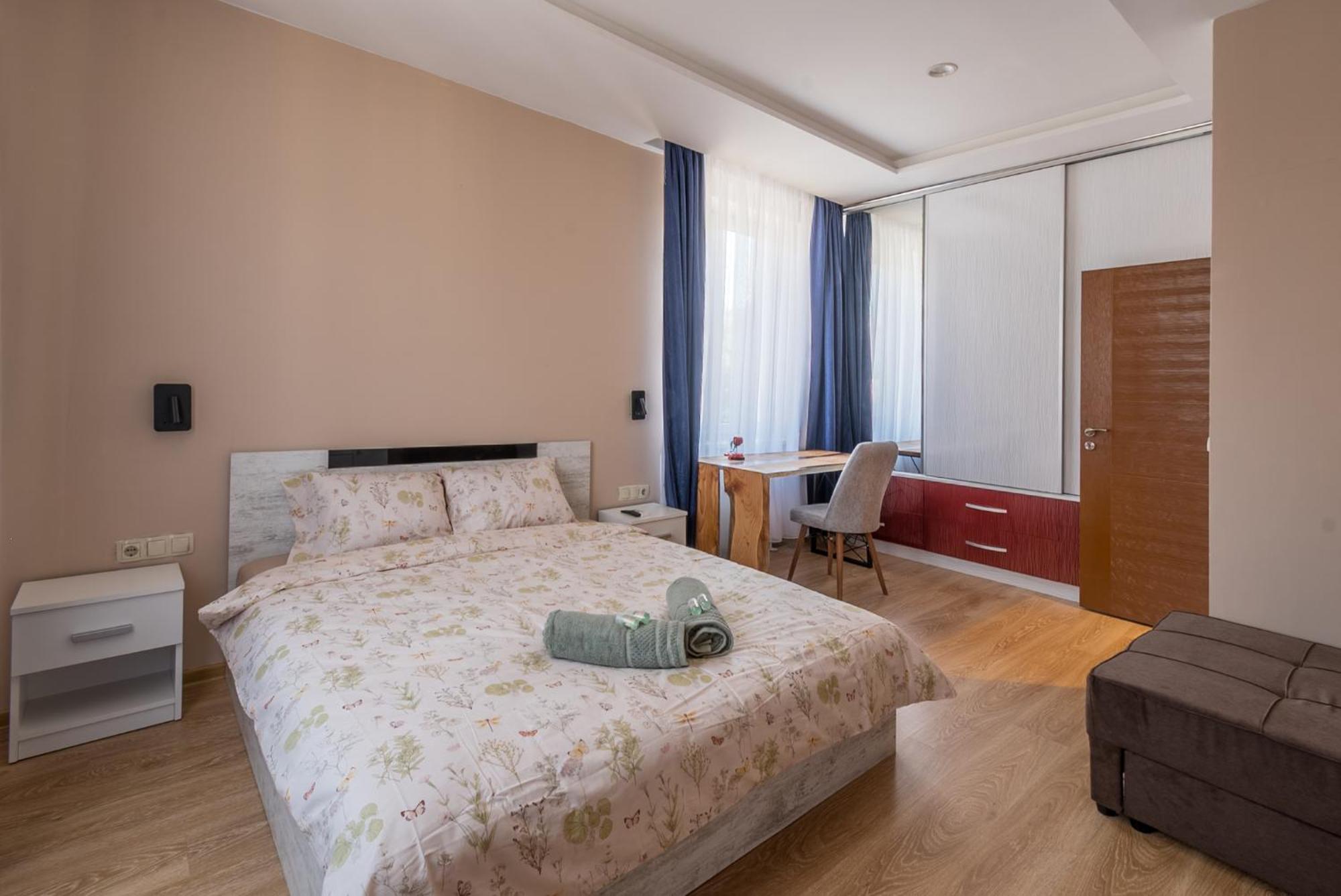 3Bdr, Top Center Retreat, City Heart, Free Parking Sofia Esterno foto